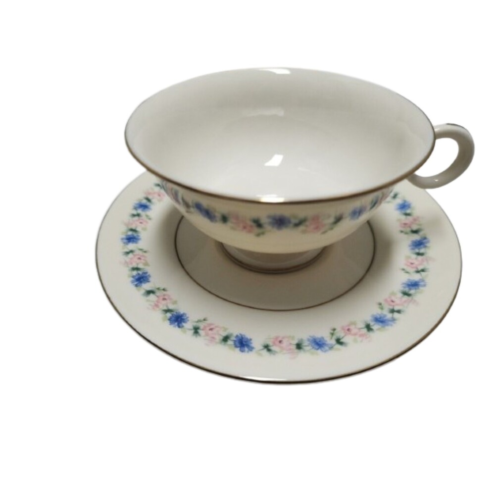 Vintage 1937-56 Theodore Haviland Pemberton Tea Cup & Saucer Floral